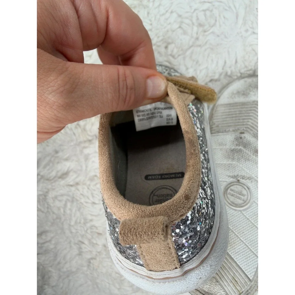 Wonder Nation Girls Glitter Sneakers Size 8 Silver Sparkle Hook & Loop Shoes